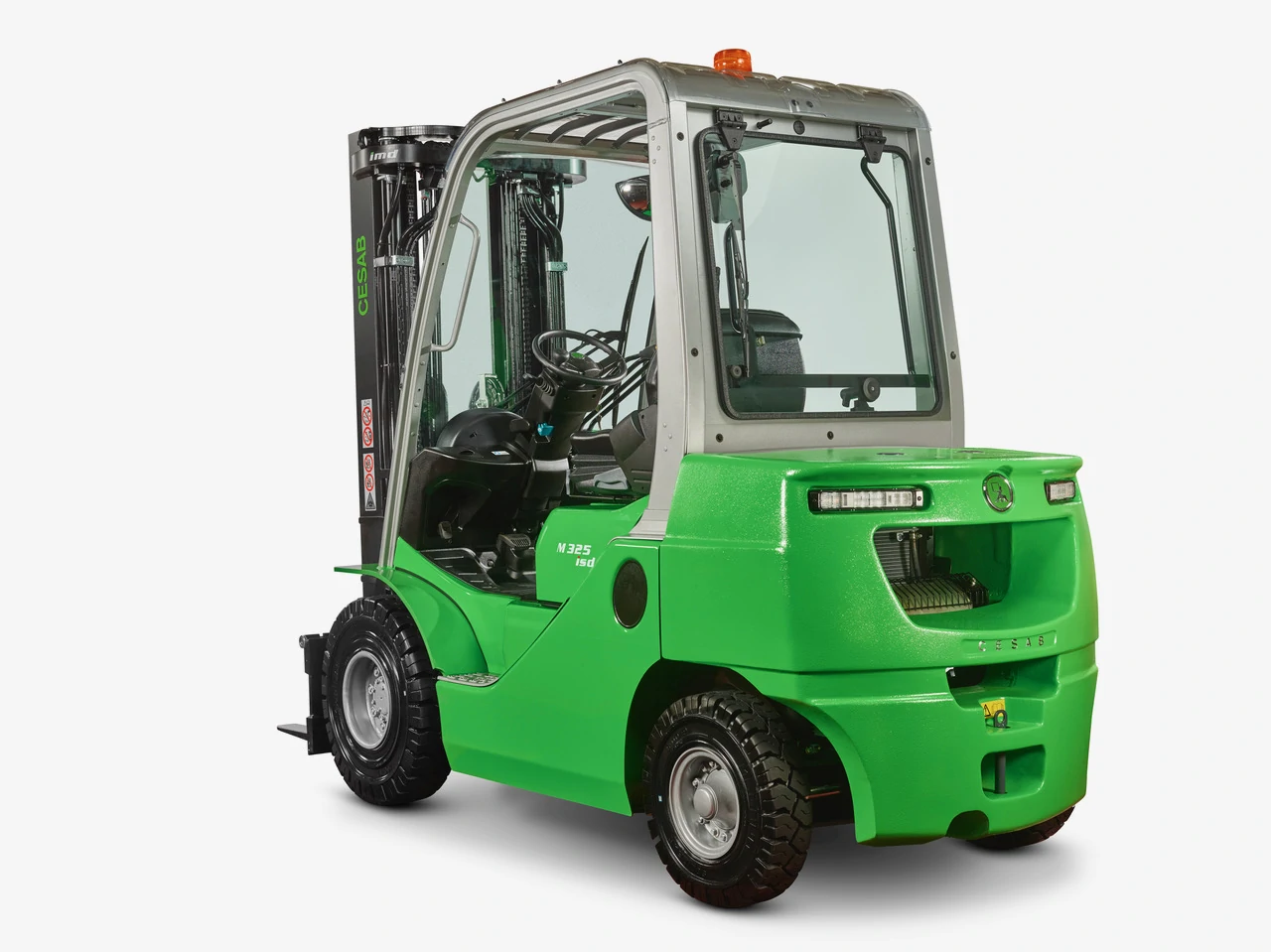 M300H: Powerful and precise engine trucks image